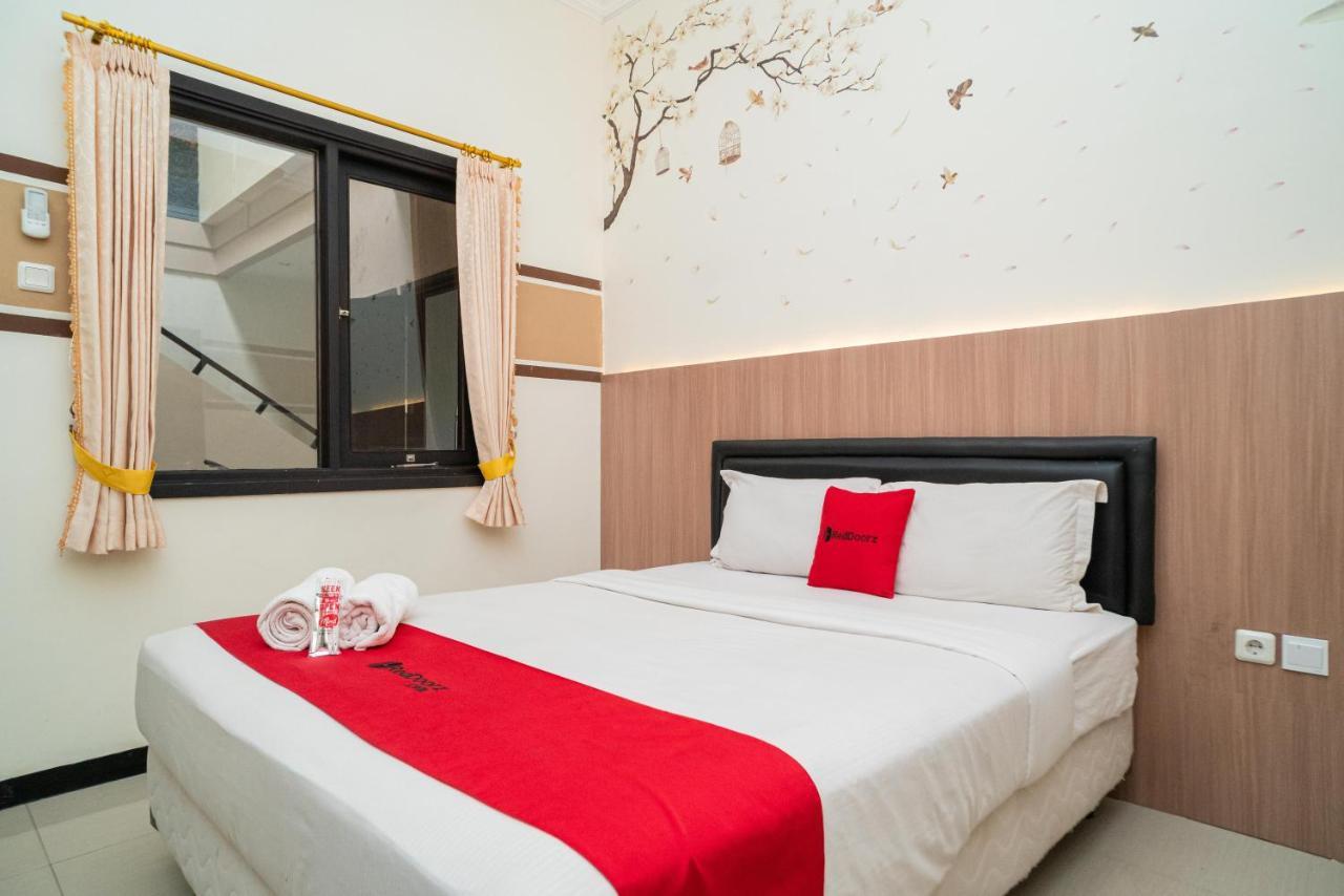Reddoorz Syariah Near Marvel City Mall 2 Surabaja Exteriér fotografie